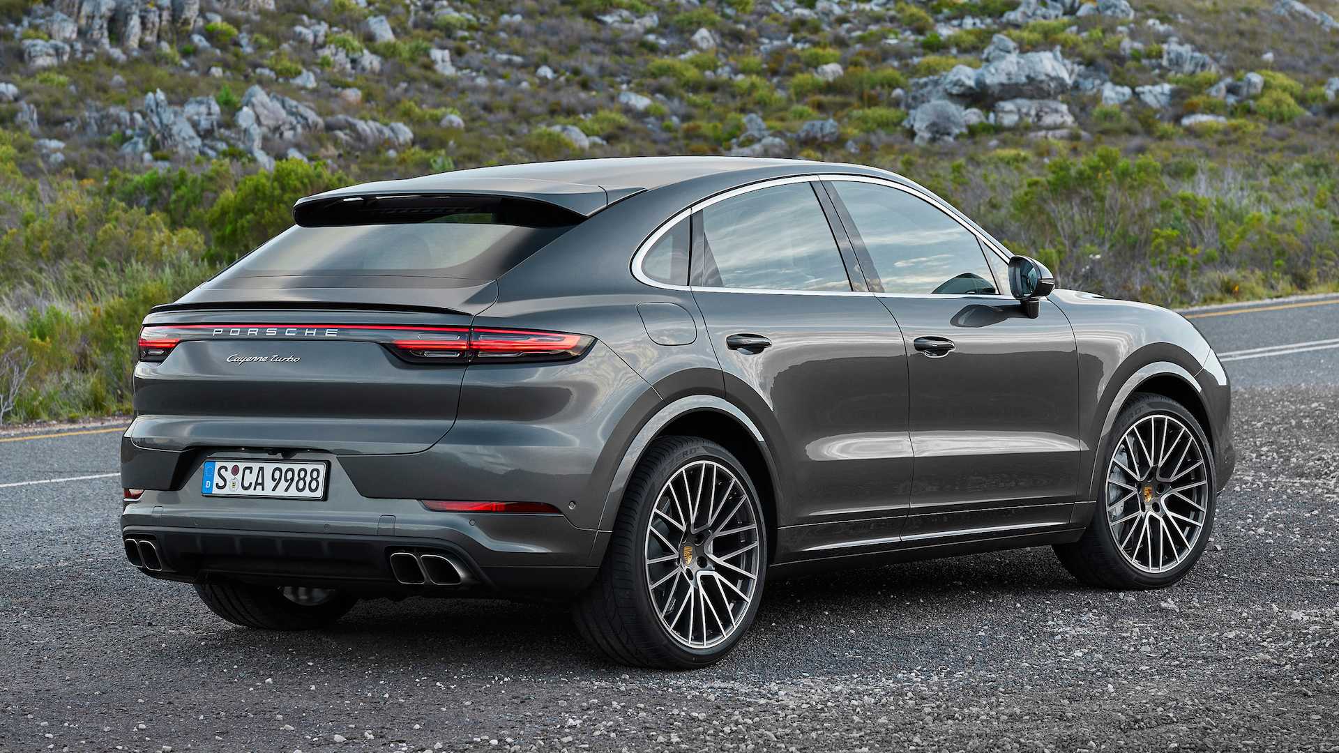 Scheda tecnica Porsche Cayenne: prezzo e caratteristiche