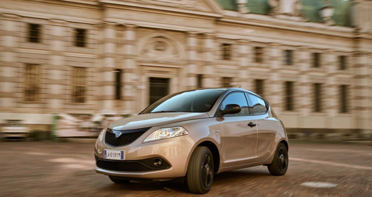 Lancia Ypsilon Monogram