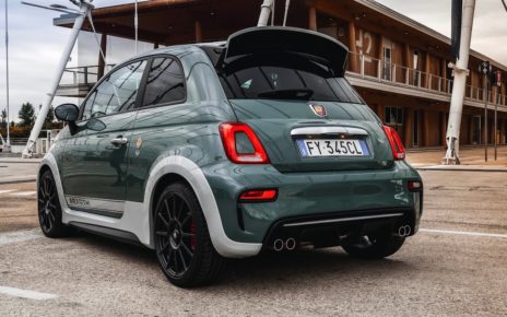 Scheda tecnica Abarth 695 70° Anniversario