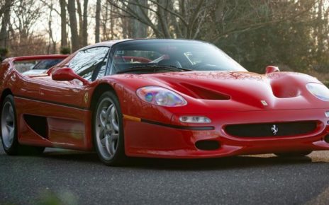 Ferrari F50 rubata