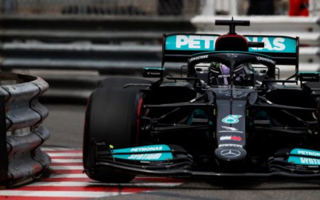 Hamilton contro Mercedes