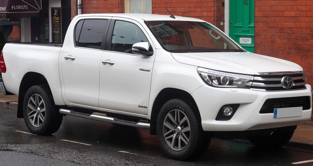 Scheda tecnica Toyota Hilux